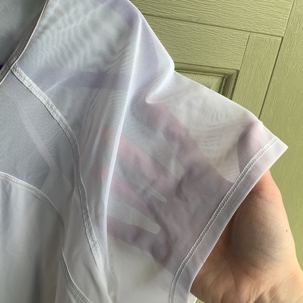 Lululemon mesh cut out short sleeve top - Picture 3 of 8